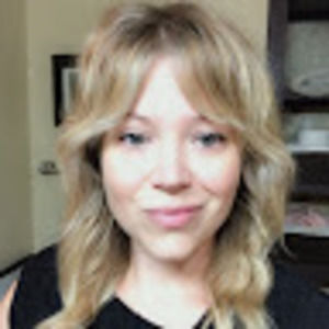 Meet your Posher, Candace